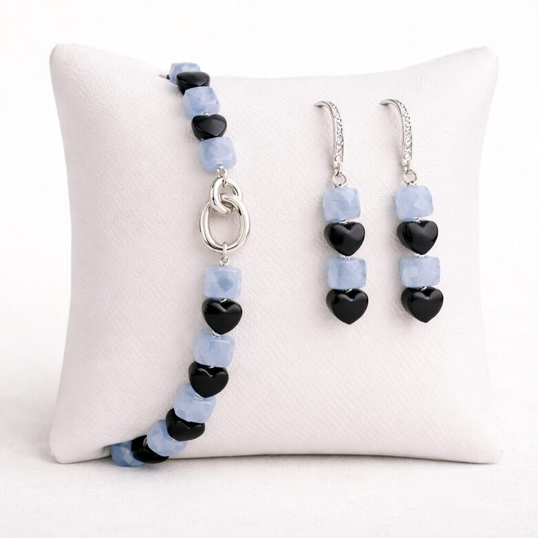 Dabīgo pērļu auskari + rokassprādze "Mākonītis"